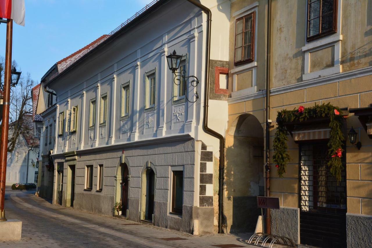 Apartma Linhartov Trg Radovljica Exterior photo